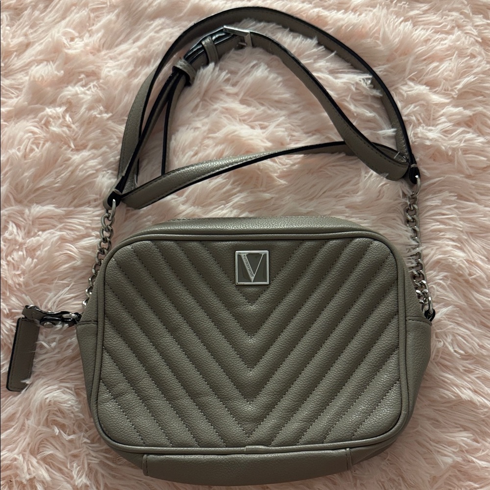 Quilted Chevron Crossbody Bag